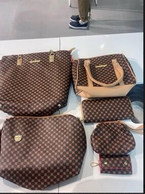 Brown Patterned Women's Handbag Set with Tan Accents